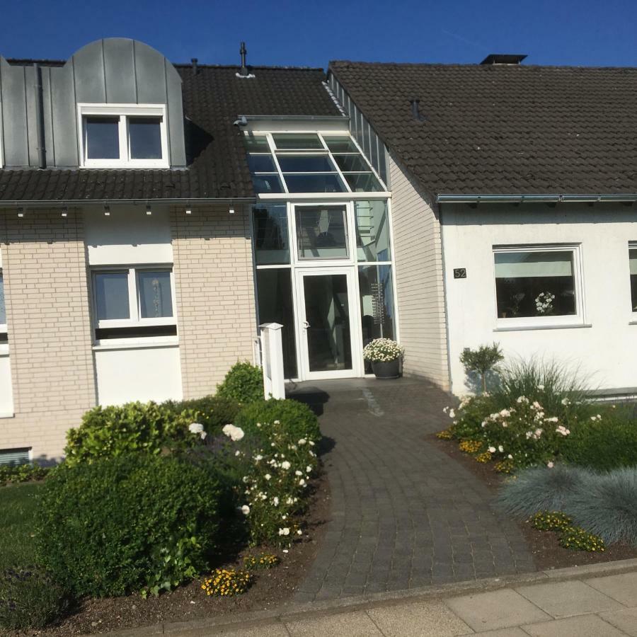 Ferienwohnung Lipinski Velbert Bagian luar foto